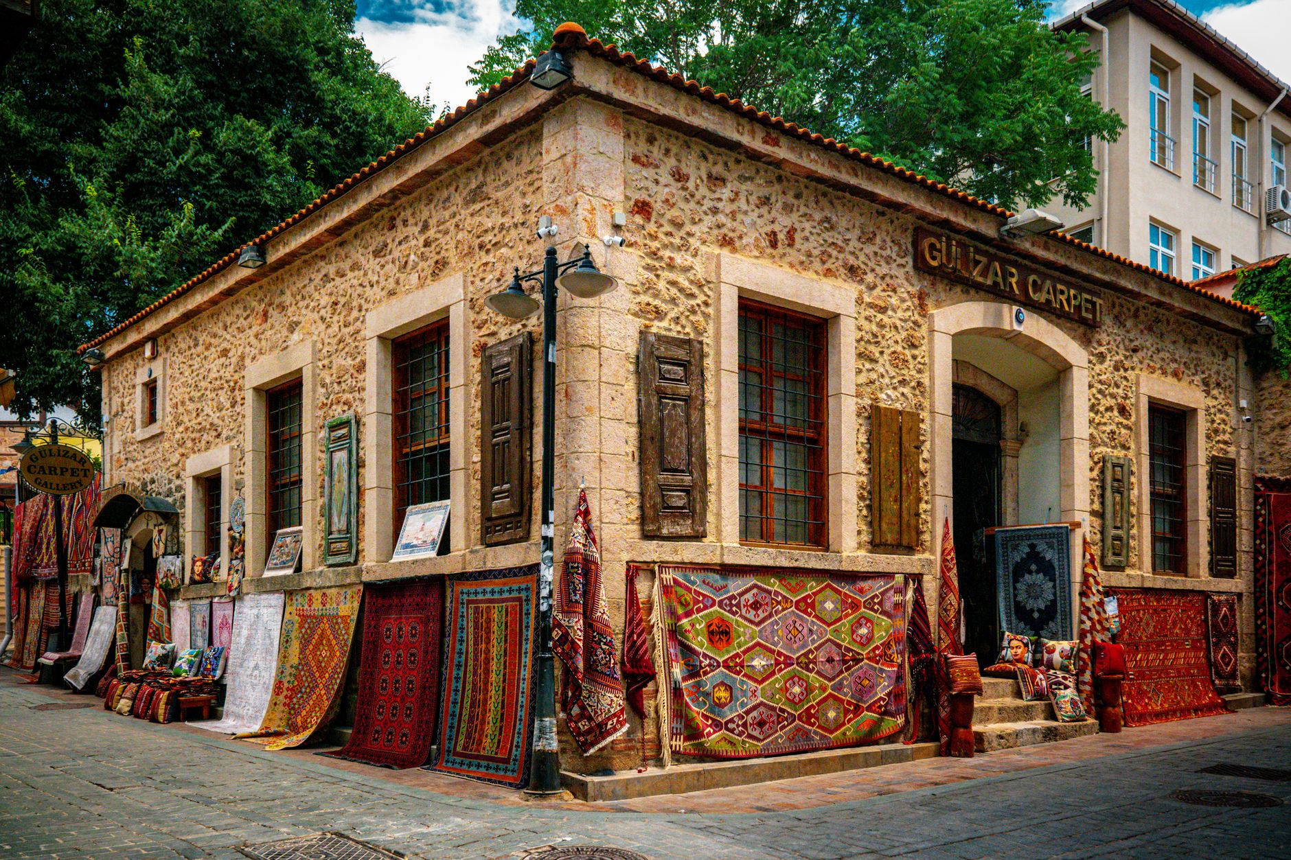 FOREIGN GIRLS AND APART the ŞANLI Yerel İşletme fotoğrafı 6